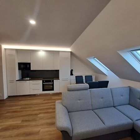 Apartman Moulis 아버르타미 외부 사진